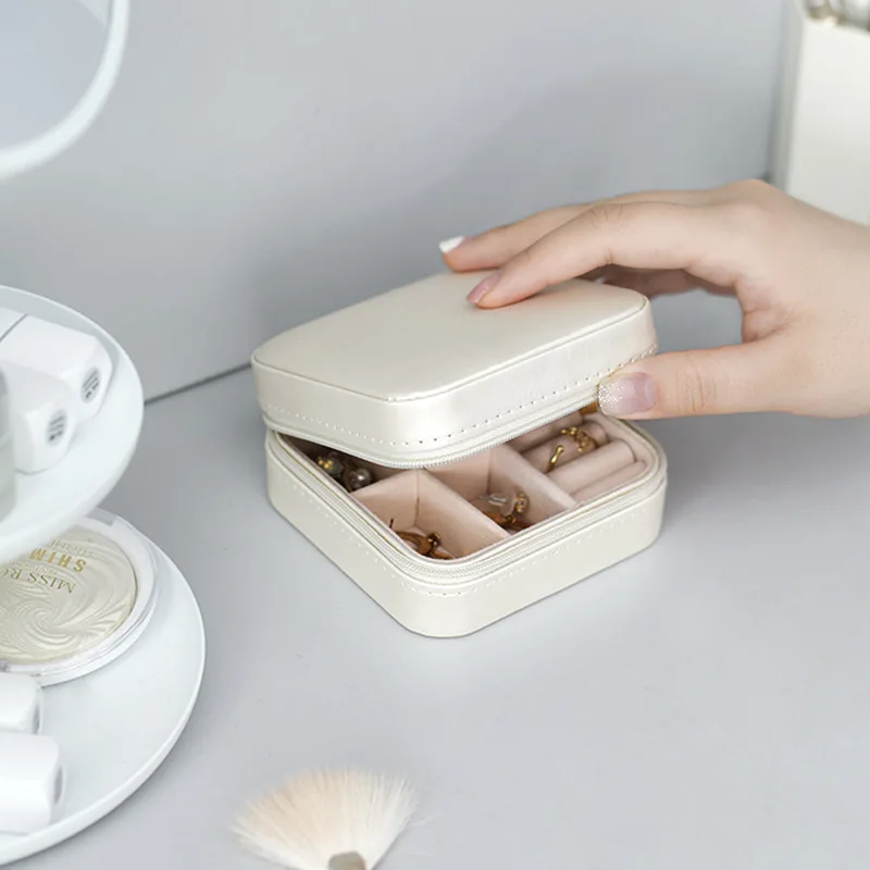Women's Travel Jewelry Storage Box Organizers Collection Beauty Stud Earrings Ring Bracelets Case Accessories
Women's Travel Jewelry Storage Box Organizers Collection Beauty Stud Earrings Ring Bracelets Case Accessories