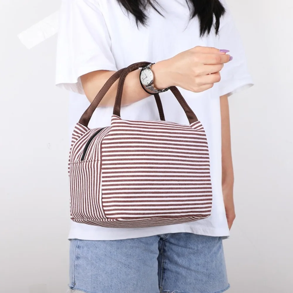 Полосатая водонепроницаемая сумка для ланча из алюминиевой фольги, портативная изоляционная сумка на молнии, сумка для ланча, пикника, сумк...
Полосатая водонепроницаемая сумка для ланча из алюминиевой фольги, портативная изоляционная сумка на молнии, сумка для ланча, пикника, сумк...