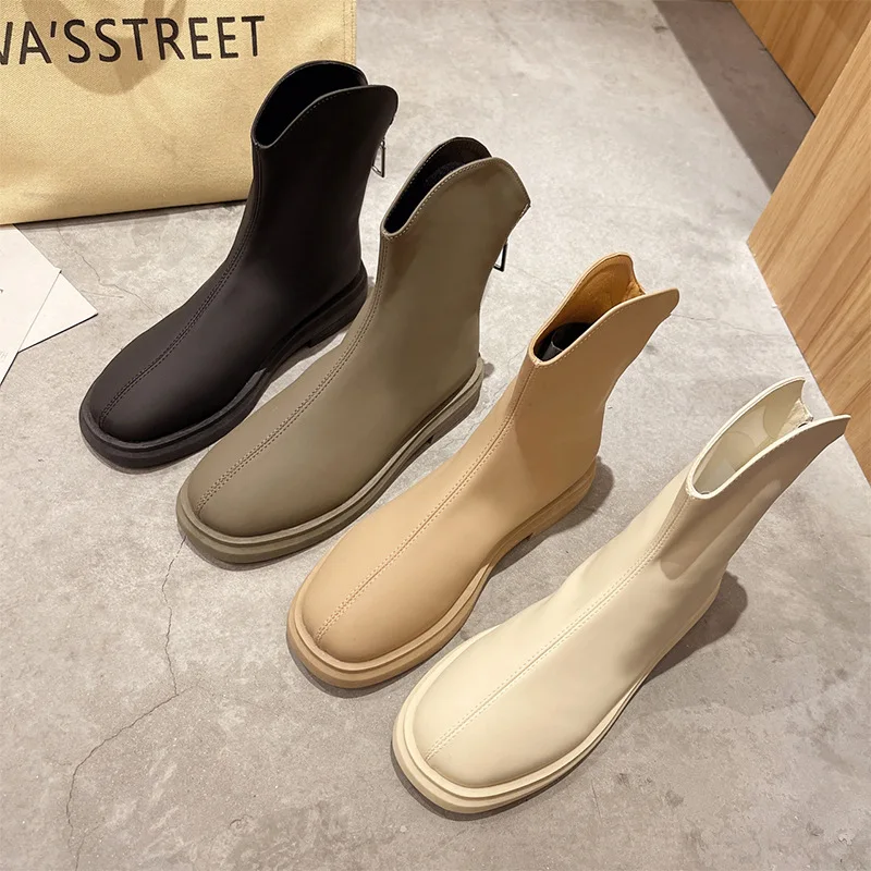 Женские ботинки с круглым носком, прорезиненные ботинки до середины икры на низком каблуке из микрофибры, базовая обувь из флока для осени, ...
Женские ботинки с круглым носком, прорезиненные ботинки до середины икры на низком каблуке из микрофибры, базовая обувь из флока для осени, ...