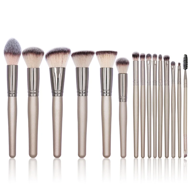 New 15 makeup brush set makeup beauty tools champagne color makeup brush full set of soft hair makeup brush with wooden handle 
New 15 makeup brush set makeup beauty tools champagne color makeup brush full set of soft hair makeup brush with wooden handle