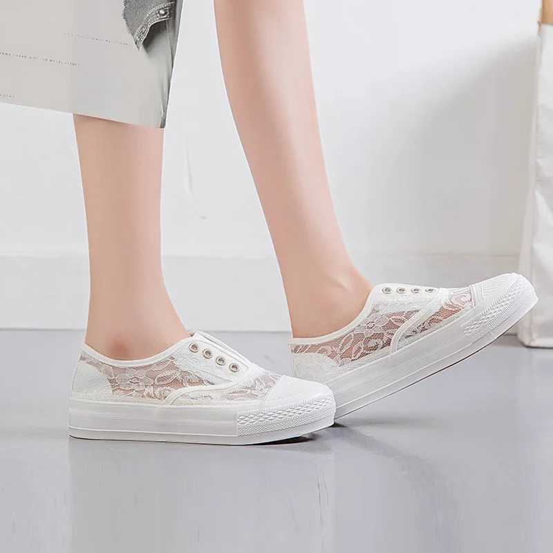 2021 New Women Lace Mesh Flats Sneakers Ladies Casual Sport Shoes Vulcanize Breathable Retro Light Soft Sandalias Planas Verano
2021 New Women Lace Mesh Flats Sneakers Ladies Casual Sport Shoes Vulcanize Breathable Retro Light Soft Sandalias Planas Verano