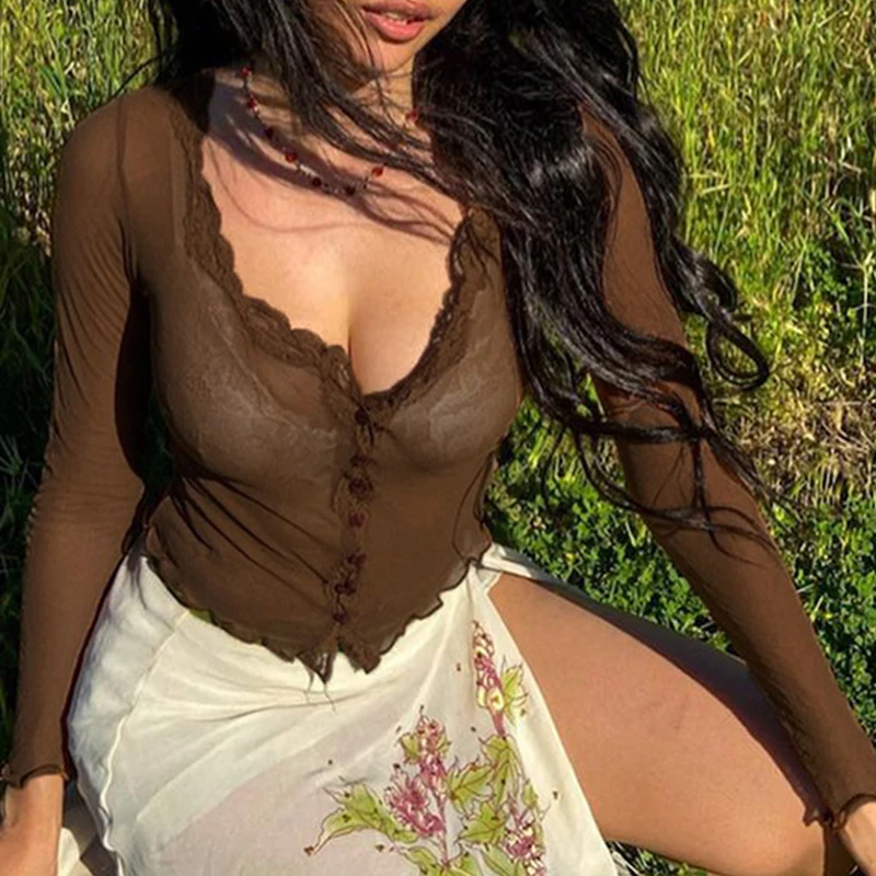 Y2k Crop Top Party Transparent Tee Shirt Brown Lace Patched Mesh See Through Sexy Women T-Shirts Solid V Neck Long Sleeve
Y2k Crop Top Party Transparent Tee Shirt Brown Lace Patched Mesh See Through Sexy Women T-Shirts Solid V Neck Long Sleeve