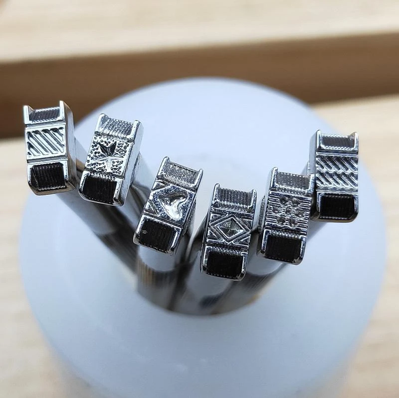 Leather carving art tool, DIY hand-printing new casting type mat woven pattern,seal engraving
Leather carving art tool, DIY hand-printing new casting type mat woven pattern,seal engraving