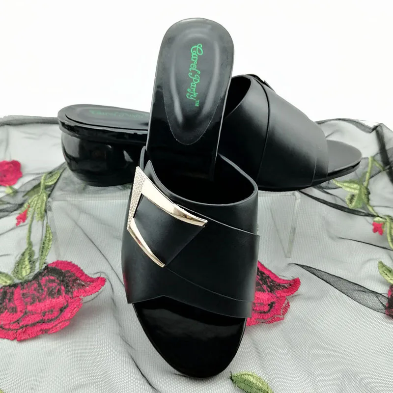 Special Design African Women Shoes Italian Ladies Sandals For Wedding Shining Quality Italian Women Party Shoes
Special Design African Women Shoes Italian Ladies Sandals For Wedding Shining Quality Italian Women Party Shoes