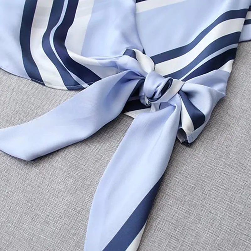 Casual Women V Neck Bow Lace Blouse 2021 Summer Fashion Ladies High Street Fresh Shirt Female Striped Cropped Shirt Top
Casual Women V Neck Bow Lace Blouse 2021 Summer Fashion Ladies High Street Fresh Shirt Female Striped Cropped Shirt Top