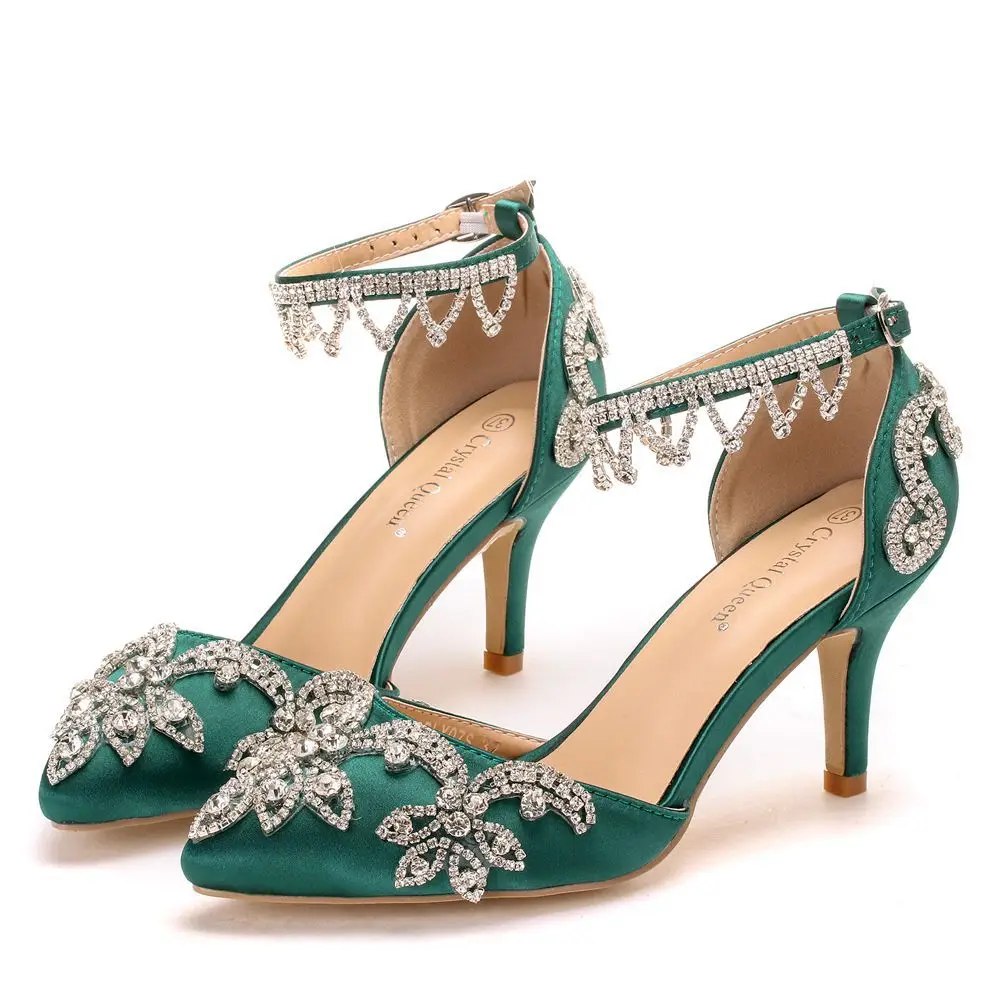 Beautiful Ladies High Heel Large Size Sandals Rhinestone Silk Satin Wedding Party Dress Pointed Toe Sandals Women Shoes A0049
Beautiful Ladies High Heel Large Size Sandals Rhinestone Silk Satin Wedding Party Dress Pointed Toe Sandals Women Shoes A0049