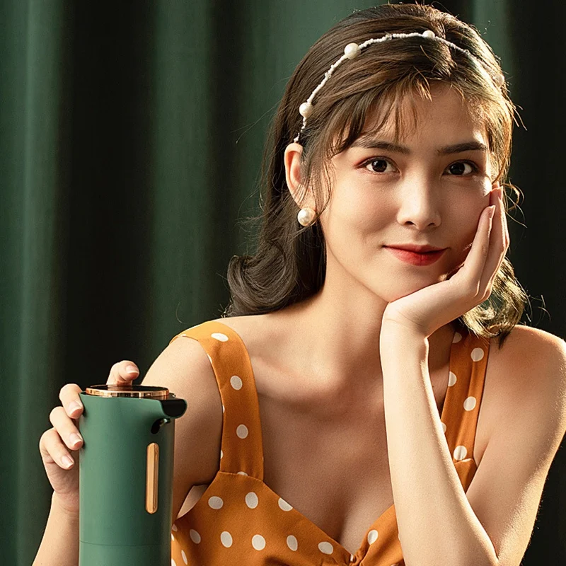 Touchless Spray Machine Foam Soap Dispenser Automatic Induction Battery Operated Disinfection Hand Washer for Home
Touchless Spray Machine Foam Soap Dispenser Automatic Induction Battery Operated Disinfection Hand Washer for Home