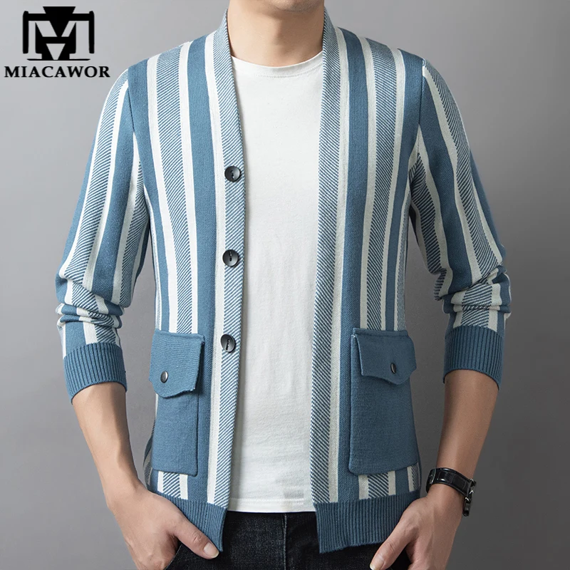 Top Grade New Brand Fashion Knitted Cardigan Men Striped Autum Sweater Woolen Casual Coats Winter Jacket Mens Clothing Y330
Top Grade New Brand Fashion Knitted Cardigan Men Striped Autum Sweater Woolen Casual Coats Winter Jacket Mens Clothing Y330