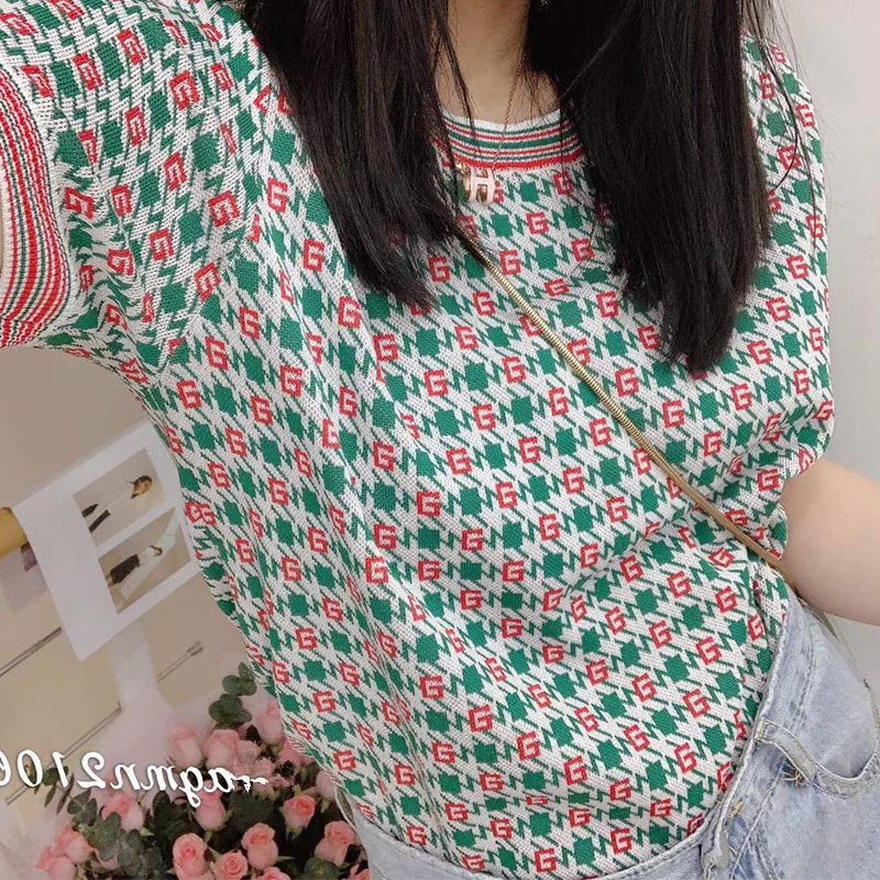 European level pole delicate contracted classic imports letters round collar short sleeve knit female T-shirt in summer
European level pole delicate contracted classic imports letters round collar short sleeve knit female T-shirt in summer