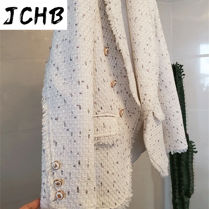 2021 winter Autumn women elegant buttons tassel tweed blazer coats OL female slim shawl collar jackets white black Y711
2021 winter Autumn women elegant buttons tassel tweed blazer coats OL female slim shawl collar jackets white black Y711