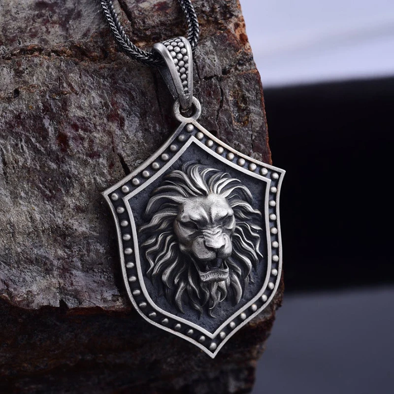 Hot sale zodiac lion shield pendant necklace for man retro lion head tag Men's chain necklace accessories
Hot sale zodiac lion shield pendant necklace for man retro lion head tag Men's chain necklace accessories