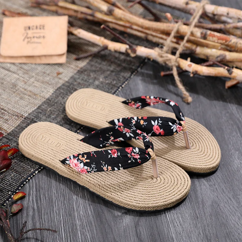 Women Floral Flip Flops Sandals 2021 New Fashion Summer Shoes For Women Lazy Leisure Sandals Vacation Beach Flats Slippers
Women Floral Flip Flops Sandals 2021 New Fashion Summer Shoes For Women Lazy Leisure Sandals Vacation Beach Flats Slippers