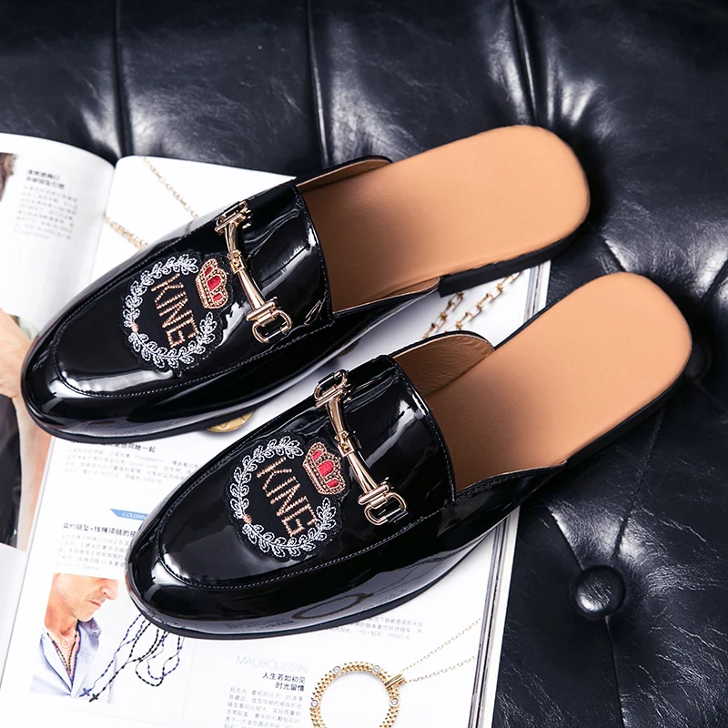 Wear-resistant Half Drag Office Business New 2021 Shoes Slippers Personality Men's Summer Brand Party Men Glossy Fashion Casual
Wear-resistant Half Drag Office Business New 2021 Shoes Slippers Personality Men's Summer Brand Party Men Glossy Fashion Casual