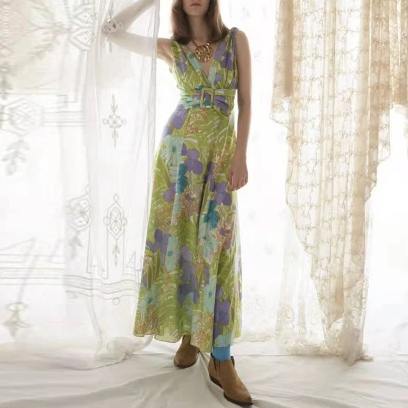 2021 Summer Fashion Dress Designer Vintaga Floral Printed Green Sleeveles High Quality Runway
2021 Summer Fashion Dress Designer Vintaga Floral Printed Green Sleeveles High Quality Runway