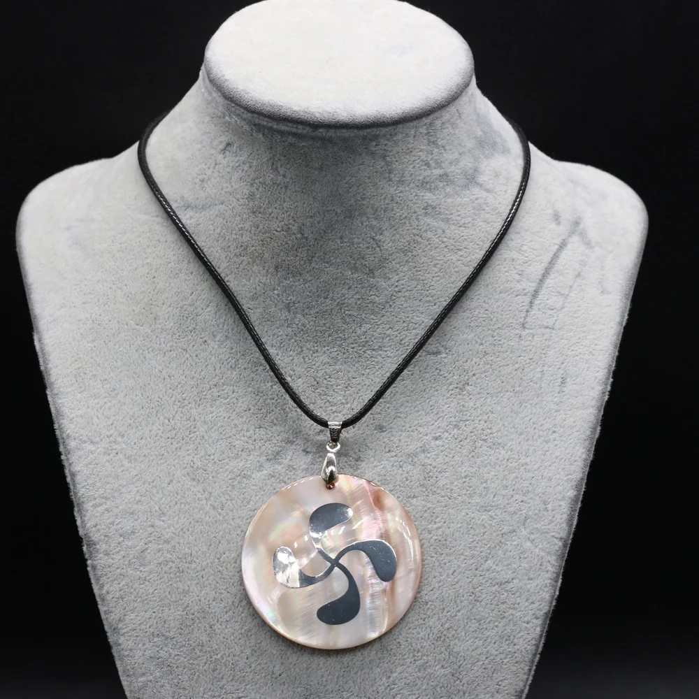 Hot-selling 2021 Boutique Natural Shell Necklace Fashion High-quality Necklace Jewelry Pendant Size 45x45mm Chain Length 55+5cm
Hot-selling 2021 Boutique Natural Shell Necklace Fashion High-quality Necklace Jewelry Pendant Size 45x45mm Chain Length 55+5cm