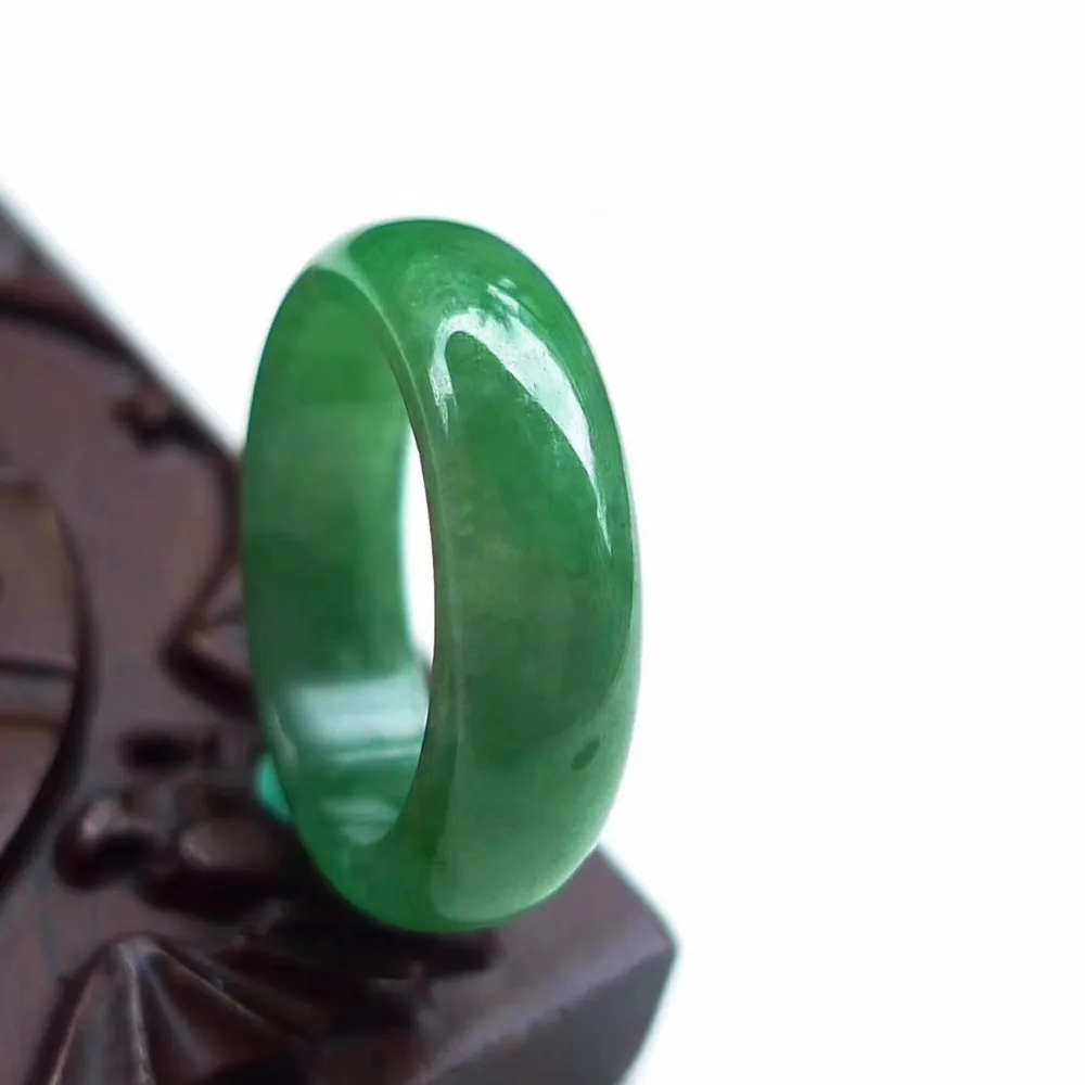 Модные красивые ювелирные изделия кольца из зеленого камня
Модные красивые ювелирные изделия кольца из зеленого камня