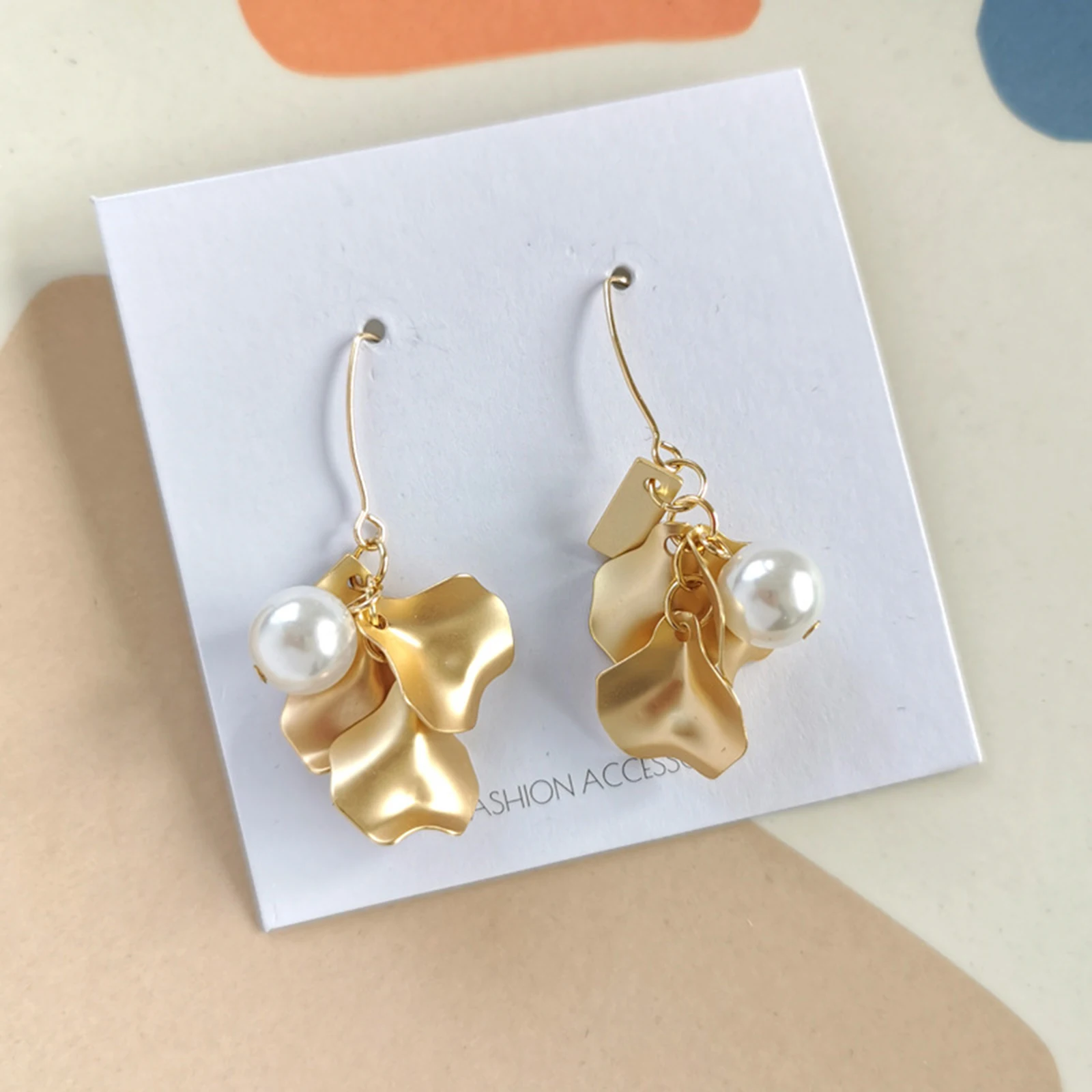 1Pair Acrylic Zinc Alloy Dangle Earrings Gold Plated Leaf Shape With Big White Imitation Pearl Elegant Eardrop Jewelry For Party
1Pair Acrylic Zinc Alloy Dangle Earrings Gold Plated Leaf Shape With Big White Imitation Pearl Elegant Eardrop Jewelry For Party