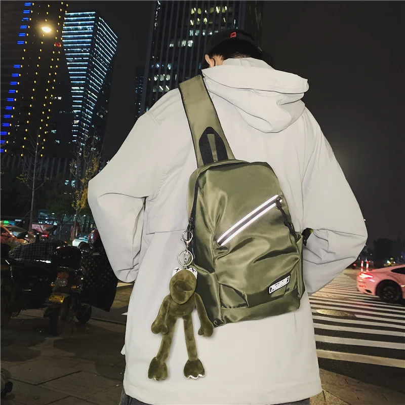 2021 New Tooling Style Multifunctional Unisex Chest Bag Boys Tide Brand Fashion Casual One-Shoulder Sports Messenger Bag
2021 New Tooling Style Multifunctional Unisex Chest Bag Boys Tide Brand Fashion Casual One-Shoulder Sports Messenger Bag