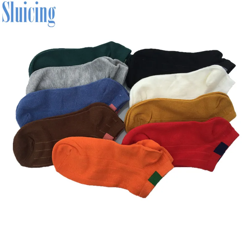 Merino wool socks are breathable and non smelly,which are essential for all seasons.5 pairs /piece are available in multi colors
Merino wool socks are breathable and non smelly,which are essential for all seasons.5 pairs /piece are available in multi colors