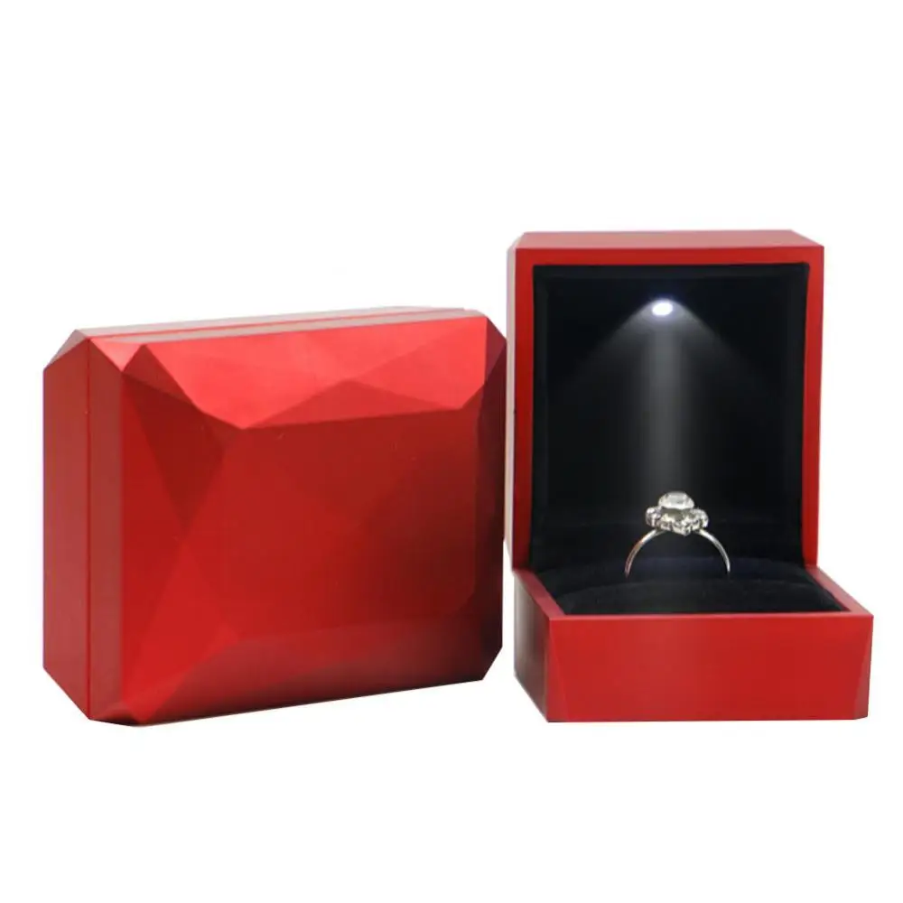 Hot Sales Rhombus Surface LED Rings Holder Jewelry Storage Box Case Container Organizer
Hot Sales Rhombus Surface LED Rings Holder Jewelry Storage Box Case Container Organizer