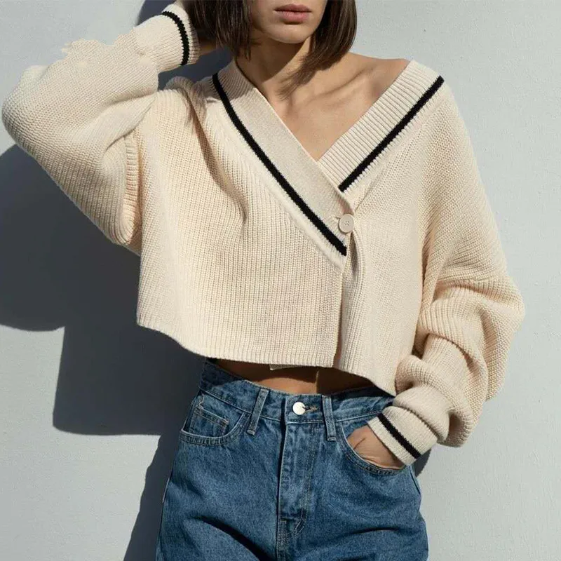 Women's Vintage V Neck Single Button Cardigan Autumn Winter High Street Elegant Long Sleeve Loose Sweater Outwear
Women's Vintage V Neck Single Button Cardigan Autumn Winter High Street Elegant Long Sleeve Loose Sweater Outwear