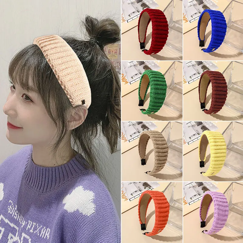 Trendy Broad-brimmed Striped Head Hoop Solid Color All-matched Sponge Wide Side Hair Accessories Winter Knitted Wool Hair Hoop
Trendy Broad-brimmed Striped Head Hoop Solid Color All-matched Sponge Wide Side Hair Accessories Winter Knitted Wool Hair Hoop