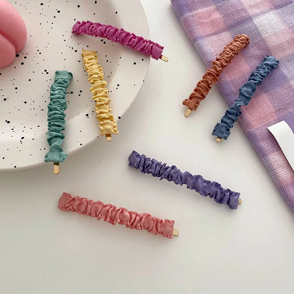 Spring New Fashion Hair Clip Women Hairpins Wrinkles Fabric Covered Metal Side Hair Barrettes
Spring New Fashion Hair Clip Women Hairpins Wrinkles Fabric Covered Metal Side Hair Barrettes