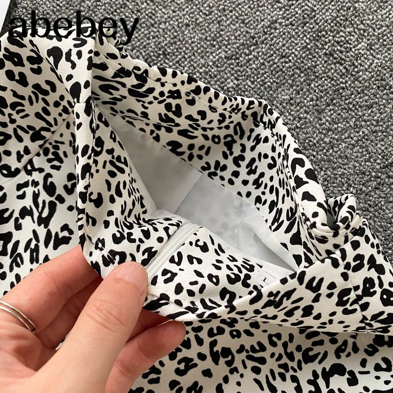 Women Retro Leopard Print Skirt Korean Style Fashion High Waist A-line Skirts Summer Chic Streetwear Sexy Short Skirt
Women Retro Leopard Print Skirt Korean Style Fashion High Waist A-line Skirts Summer Chic Streetwear Sexy Short Skirt