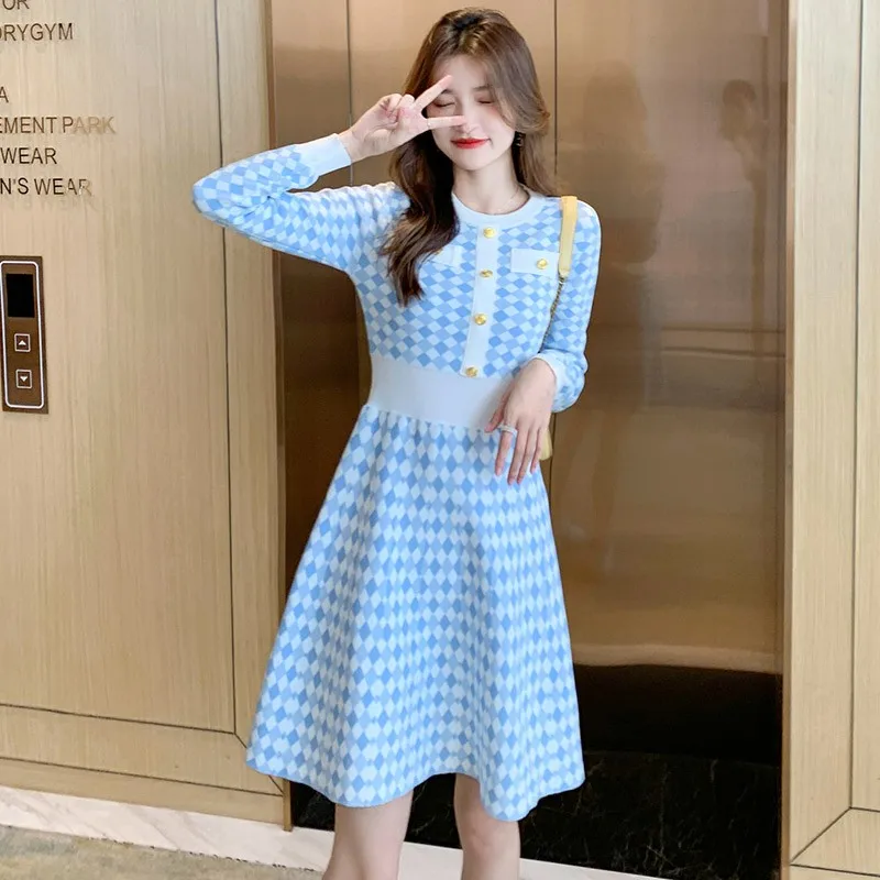 Autumn Vintage Fashion Runway O-Neck Long Sleeve Plaid Knit Sweater A-line Dress Elegant Women Casual Slim Party Dress Vestidos
Autumn Vintage Fashion Runway O-Neck Long Sleeve Plaid Knit Sweater A-line Dress Elegant Women Casual Slim Party Dress Vestidos