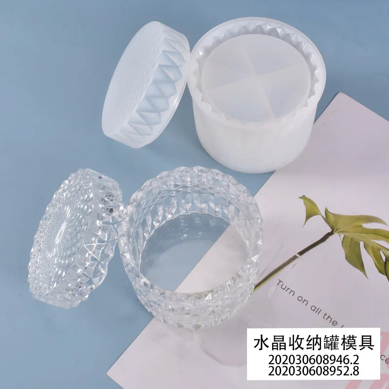 DIY epoxy resin mold storage tank Vase Storage Bottle With Lid Silicone Mold for resin art Garden Home Decorative Table Ornament
DIY epoxy resin mold storage tank Vase Storage Bottle With Lid Silicone Mold for resin art Garden Home Decorative Table Ornament