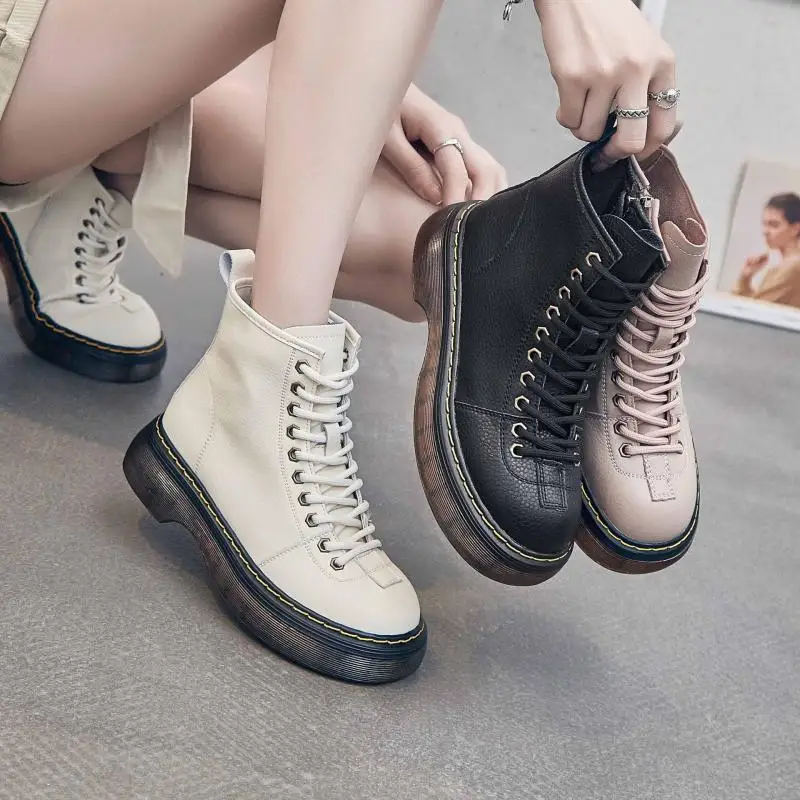 Leather Boots Women's Ankle Boots Female Black Designer Shoes Woman Booties Autumn Platforms Heels Women Shoes 2021 New Fashion
Leather Boots Women's Ankle Boots Female Black Designer Shoes Woman Booties Autumn Platforms Heels Women Shoes 2021 New Fashion