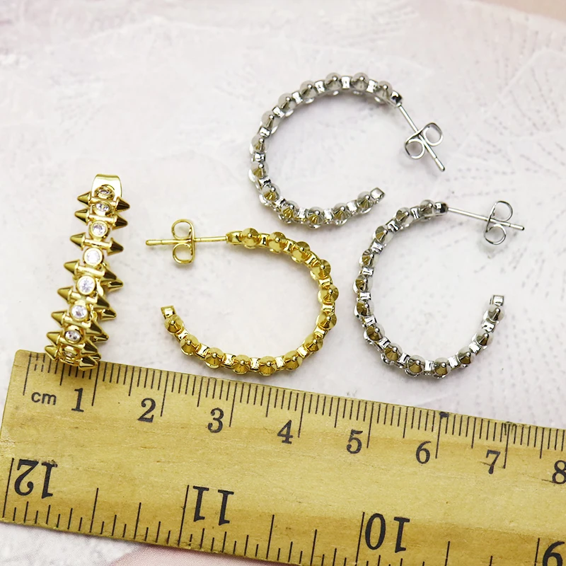 5 Pair Punk Hoop earrings Round zircon stud earrings women jewelry Hoop earrings Gift for women jewelry 51385
5 Pair Punk Hoop earrings Round zircon stud earrings women jewelry Hoop earrings Gift for women jewelry 51385