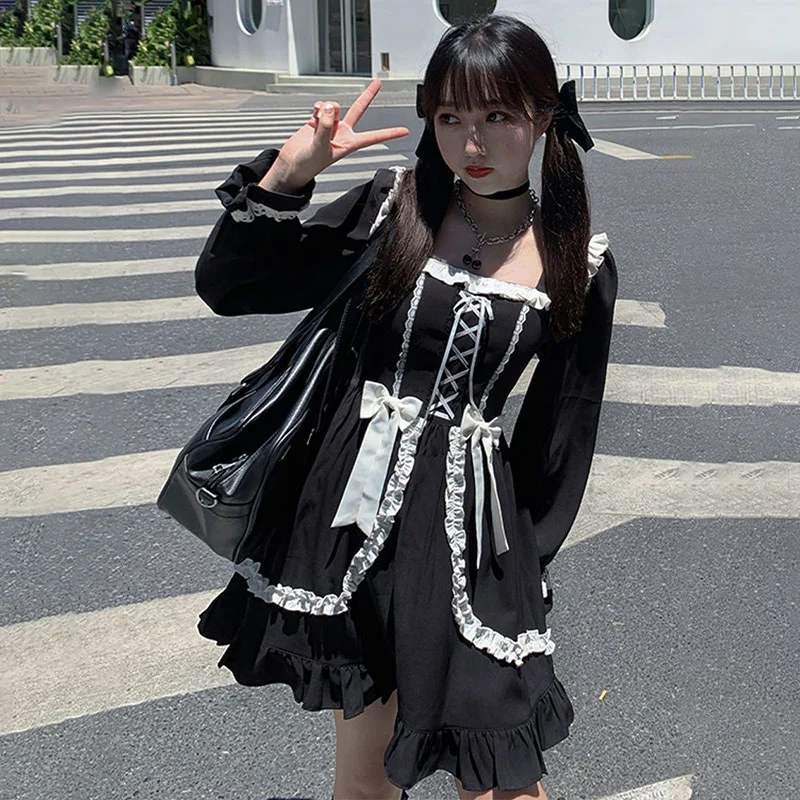 Japanese Lolita Gothic Dress Girl Patchwork Vintage Designer Mini Dress Japan Style Kawaii Clothes Fall Dresses for Women 2021
Japanese Lolita Gothic Dress Girl Patchwork Vintage Designer Mini Dress Japan Style Kawaii Clothes Fall Dresses for Women 2021
