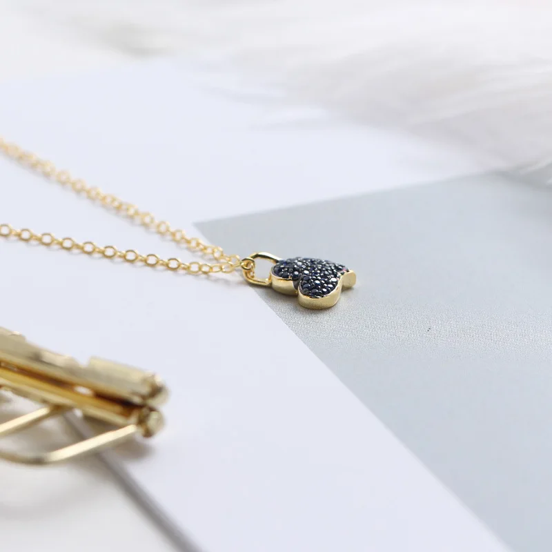 Romantic Classic S925 Sterling Silver Heart-Shaped Diamond Set Black Zircon Pendant Necklace Fashion Accessory Lady Fine Jewelry
Romantic Classic S925 Sterling Silver Heart-Shaped Diamond Set Black Zircon Pendant Necklace Fashion Accessory Lady Fine Jewelry