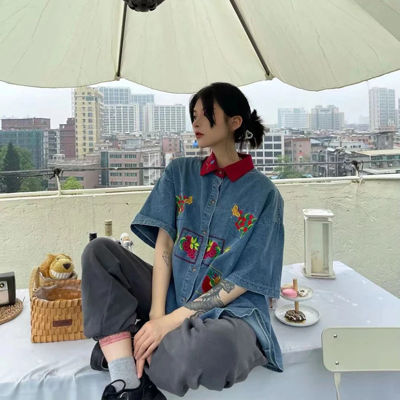 Summer New Female Korean Casual Shirt Harajuku Personality Embroidery Loose Straight INS Port Style Wild Denim Short-Sleeved Top
Summer New Female Korean Casual Shirt Harajuku Personality Embroidery Loose Straight INS Port Style Wild Denim Short-Sleeved Top