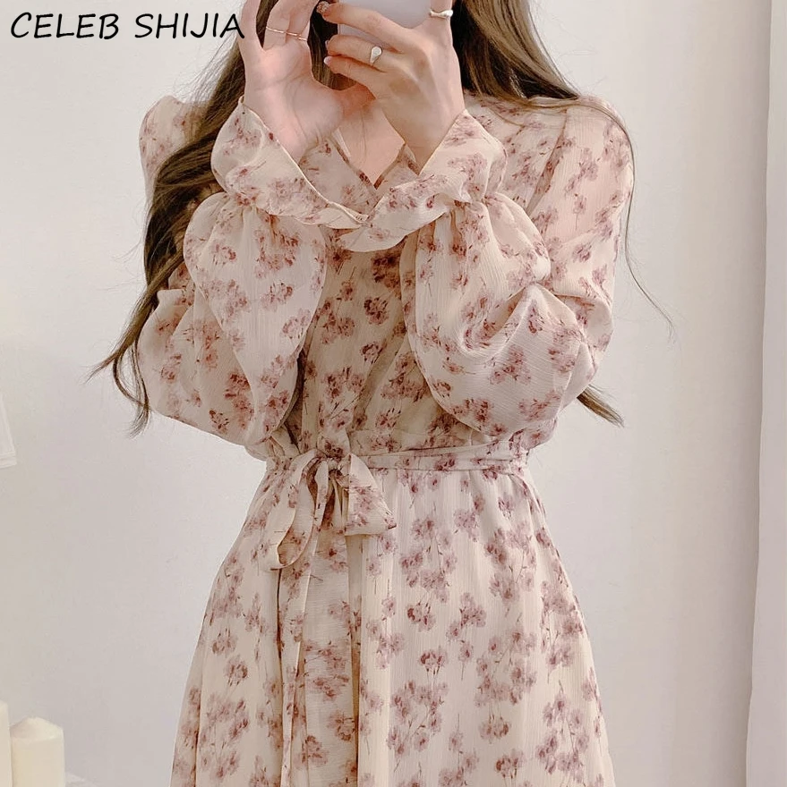 SHIJIA Vintage V-neck Chic Women Dresses Slim Waist Korean Printed Chiffon Dress Female A-line Vestidos Femme 2021 Spring
SHIJIA Vintage V-neck Chic Women Dresses Slim Waist Korean Printed Chiffon Dress Female A-line Vestidos Femme 2021 Spring