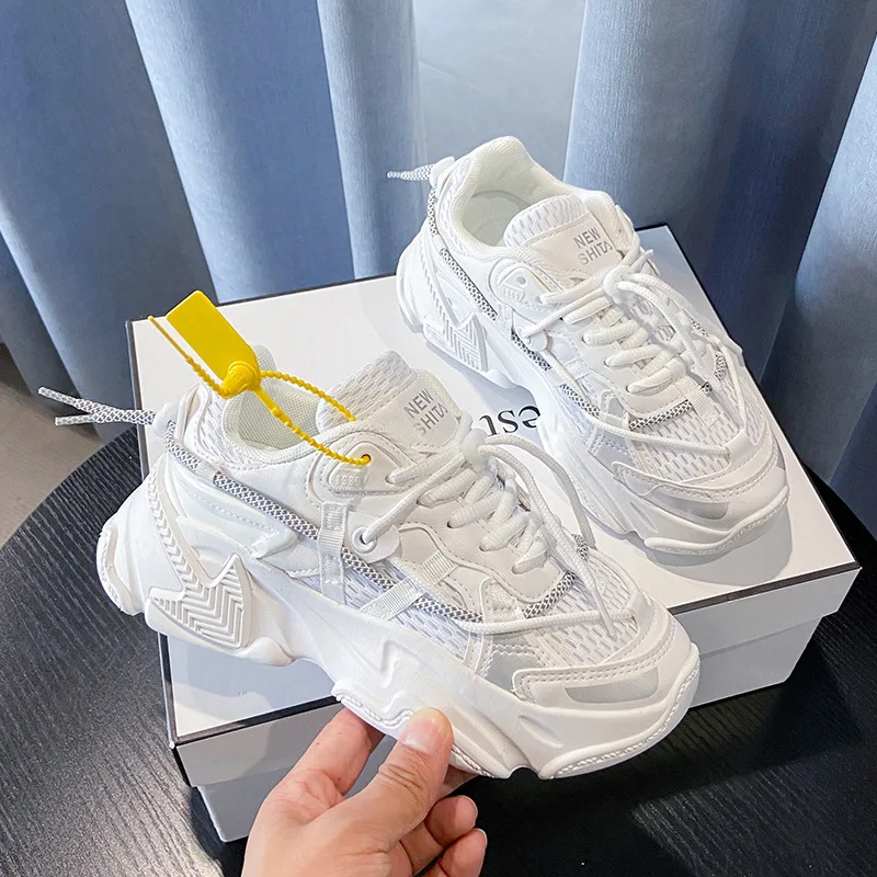 2021 Women Fashion Platform Sneakers Ladies Brand Casual Shoes for Woman Leather Sports Shoes Casual Sneaker Vulcanize Shoes New
2021 Women Fashion Platform Sneakers Ladies Brand Casual Shoes for Woman Leather Sports Shoes Casual Sneaker Vulcanize Shoes New