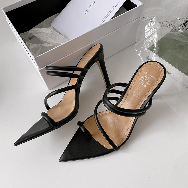 2021 в европейском стиле; Модные женские шлепанцы из натуральной кожи; Пикантные туфли с острым носом на высоком тонком каблуке для отдыха; Ве... 
2021 в европейском стиле; Модные женские шлепанцы из натуральной кожи; Пикантные туфли с острым носом на высоком тонком каблуке для отдыха; Ве...