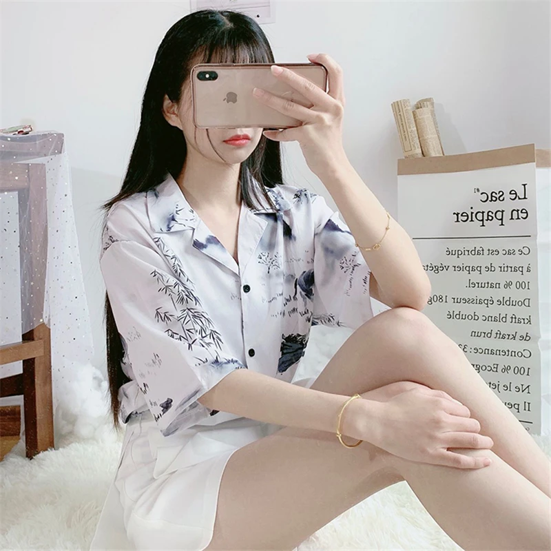 Women Shirts 2021 Abstract Ink Print Shirt For Women Short Sleeve Tops Solid Color Trend Fashion Ladies Streetwear Casual M129
Women Shirts 2021 Abstract Ink Print Shirt For Women Short Sleeve Tops Solid Color Trend Fashion Ladies Streetwear Casual M129