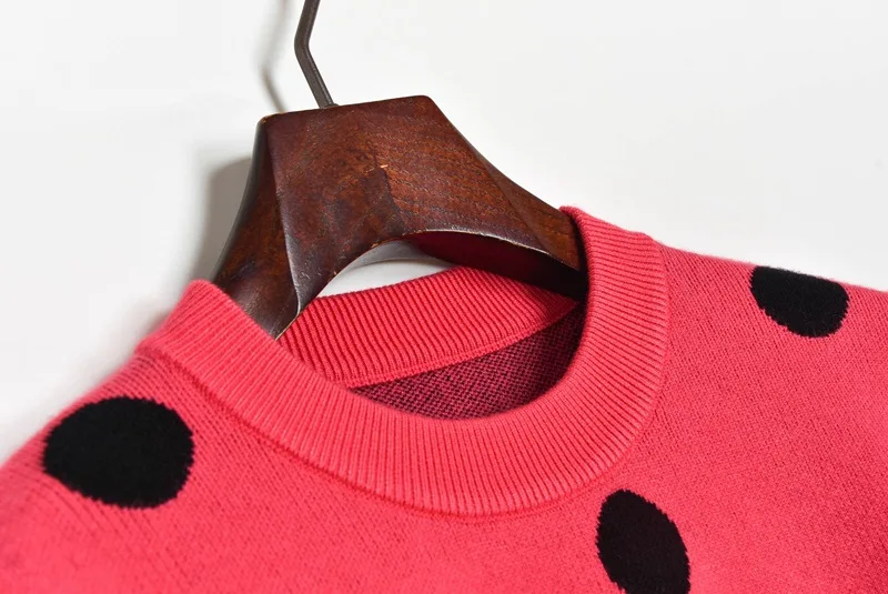 EBAIHUI 2020 Autumn Winter Knitted Sweater Women Dot Print Puff Sleeve Pullover Sweaters French Retro Female Knit Jumpers
EBAIHUI 2020 Autumn Winter Knitted Sweater Women Dot Print Puff Sleeve Pullover Sweaters French Retro Female Knit Jumpers