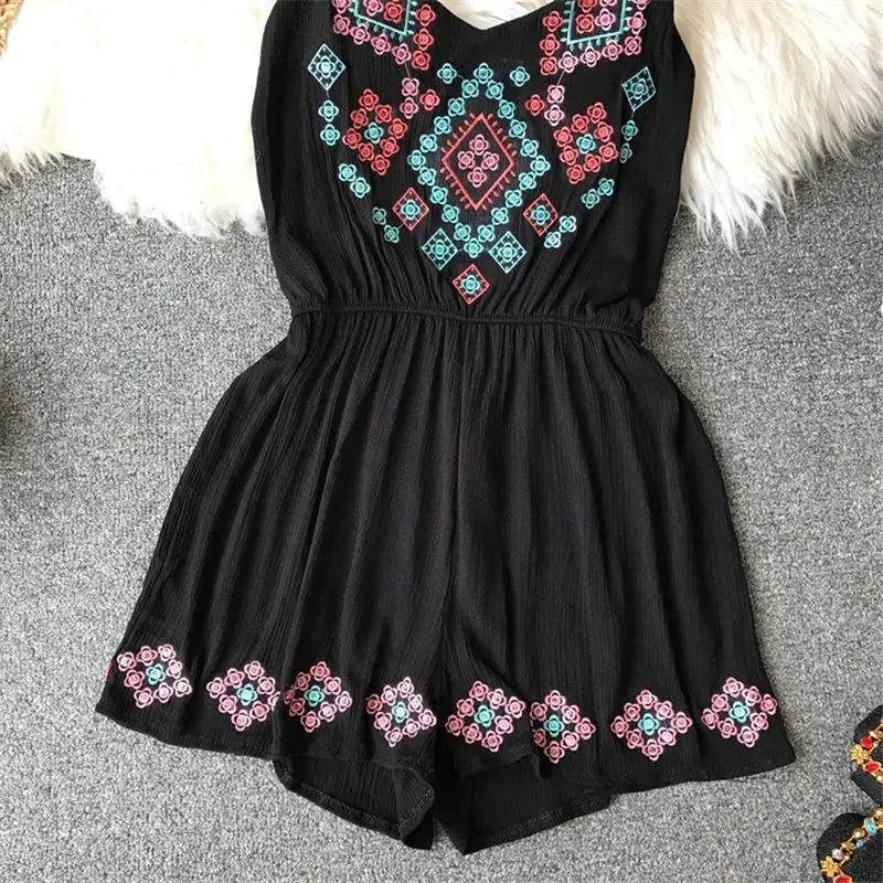 Women 2021 Summer Embroidery Flower Adjustable Girdle Wide Leg Playsuit Sexy Costumes Backless Beach Romper For Women
Women 2021 Summer Embroidery Flower Adjustable Girdle Wide Leg Playsuit Sexy Costumes Backless Beach Romper For Women