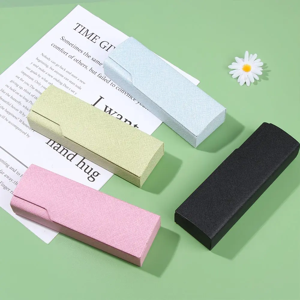 Модный винтажный футляр для очков из искусственной кожи кожаный футляр для очков, водонепроницаемый, большой емкости, для женщин и мужчин, ф... 
Модный винтажный футляр для очков из искусственной кожи кожаный футляр для очков, водонепроницаемый, большой емкости, для женщин и мужчин, ф...