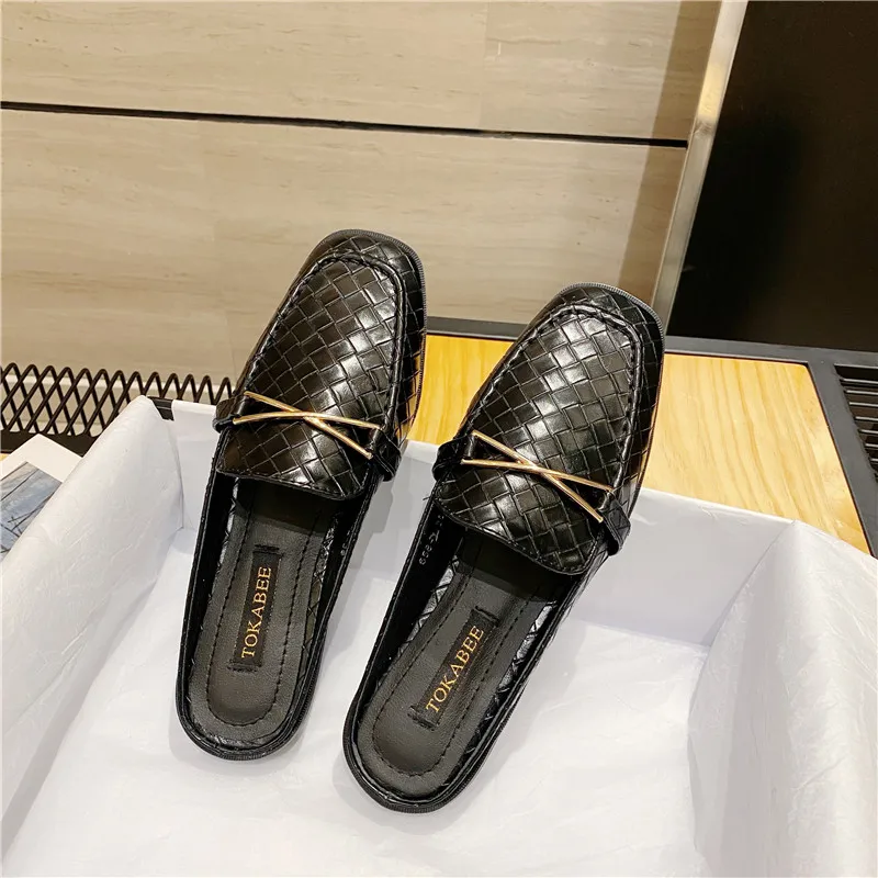 2021 Summer New Sandals Women's Closed Head Semi-Slipper Low Heel Square Head Foot Comfortable Leg Upper Shoes
2021 Summer New Sandals Women's Closed Head Semi-Slipper Low Heel Square Head Foot Comfortable Leg Upper Shoes