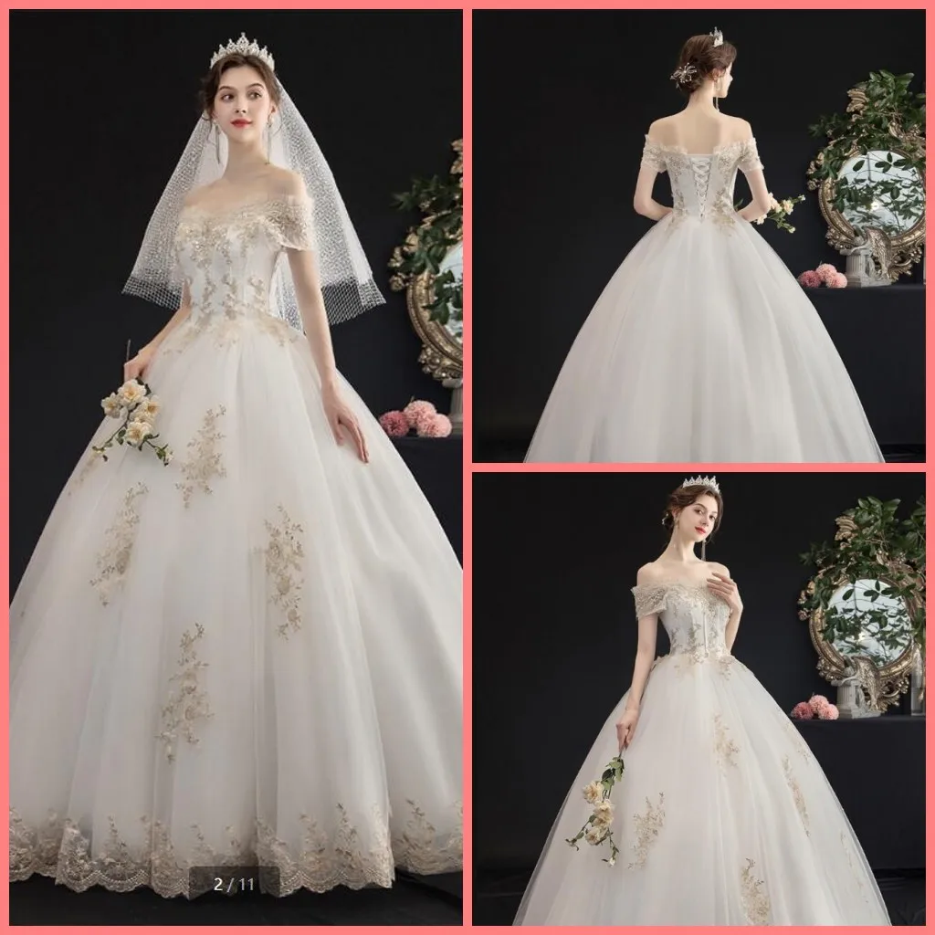 2021 New Arrival white lace tulle ball gown wedding dresses beaded appliques off the shoulder v neck corset bridal gowns
2021 New Arrival white lace tulle ball gown wedding dresses beaded appliques off the shoulder v neck corset bridal gowns
