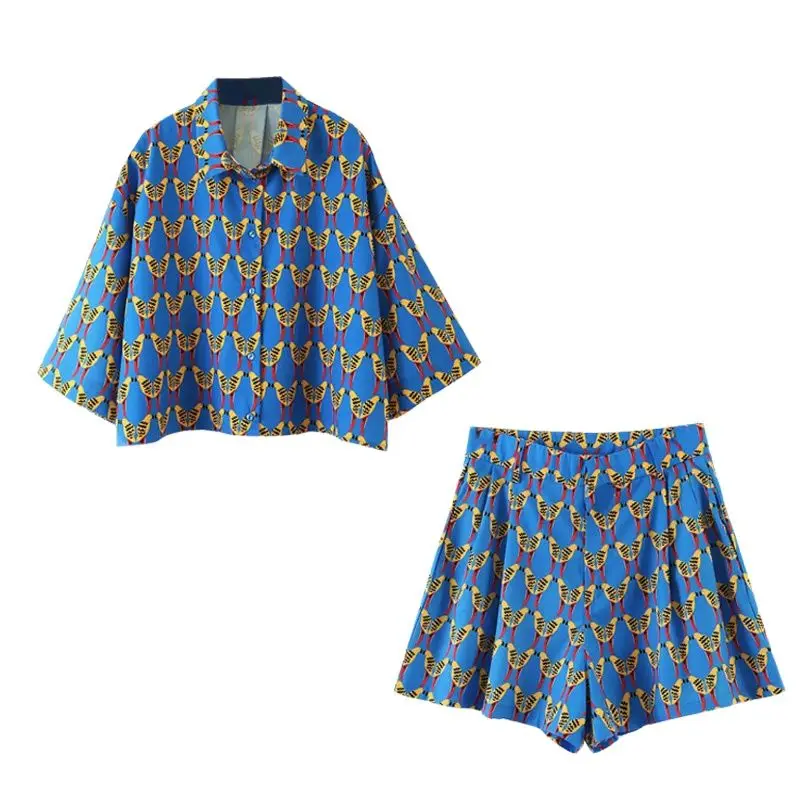 2021 Two Piece Set Women Summer Loose Fashion Print Batwing Short Sleeve Beach Cropped Blouse+Elastic Waist Casual Shorts Set
2021 Two Piece Set Women Summer Loose Fashion Print Batwing Short Sleeve Beach Cropped Blouse+Elastic Waist Casual Shorts Set