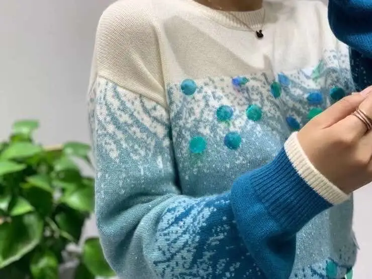 runway design o-neck long sleeve patchwork knit pullover women 2020 new autumn high-end 100% cashmere sequins pullovers
runway design o-neck long sleeve patchwork knit pullover women 2020 new autumn high-end 100% cashmere sequins pullovers