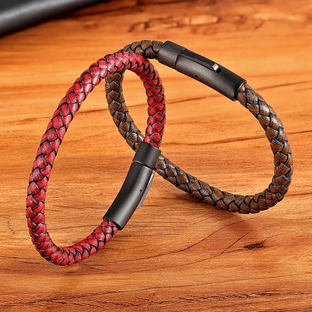 XQNI New Classic Style Men Leather Bracelet Simple Black Stainless Steel Button Neutral Accessories Hand-woven Jewelry Gifts
XQNI New Classic Style Men Leather Bracelet Simple Black Stainless Steel Button Neutral Accessories Hand-woven Jewelry Gifts