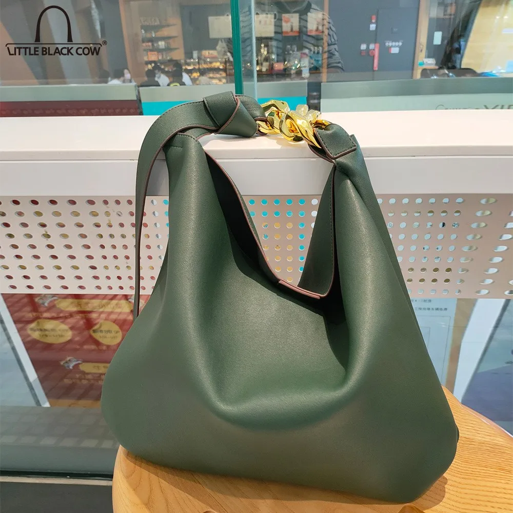 Autumn Winter New Women Big Capacity Chains Shoulder Bucket Bags Casual Totes Crossbody Bags Solid Color Underarm Bag Female
Autumn Winter New Women Big Capacity Chains Shoulder Bucket Bags Casual Totes Crossbody Bags Solid Color Underarm Bag Female