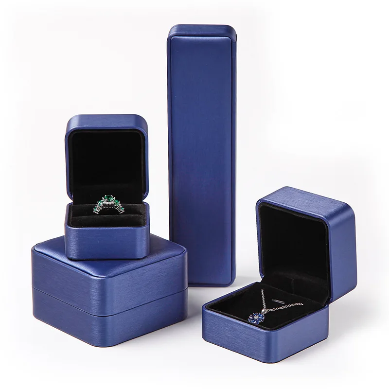 Green Pink Royal Blue Coffe Color Brushed PU Jewelry Box Factory Outlet Ring Box Necklace Box Spot Jewelry Box Organizer 4pcs
Green Pink Royal Blue Coffe Color Brushed PU Jewelry Box Factory Outlet Ring Box Necklace Box Spot Jewelry Box Organizer 4pcs