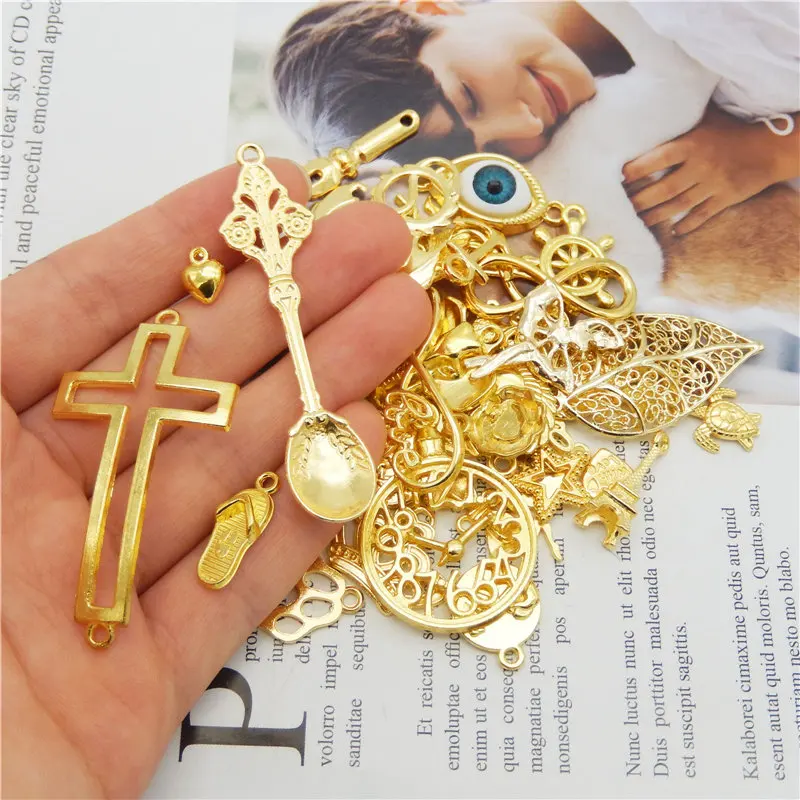 Julie Wang 10PCS Gold Color Charms Random Mixed Animal Insect Leaves Star Heart Pendant Bracelet Alloy Jewelry Making Accessory
Julie Wang 10PCS Gold Color Charms Random Mixed Animal Insect Leaves Star Heart Pendant Bracelet Alloy Jewelry Making Accessory